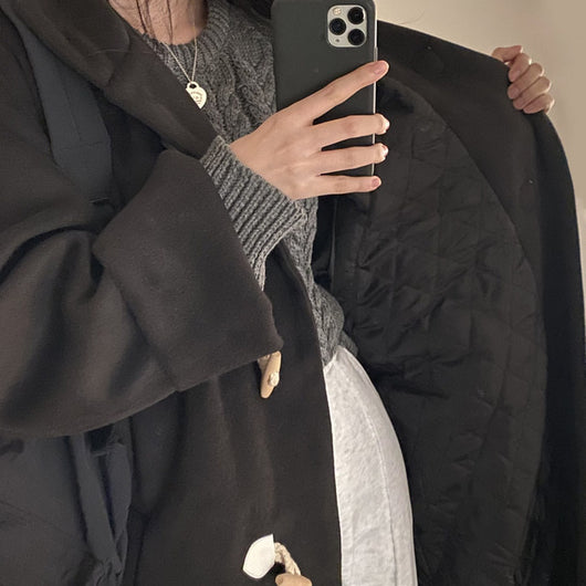 Abrigo de Lana con Capucha y Botones de Cuerno para Mujer - Image 10