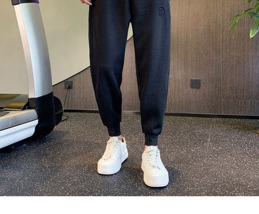 Pantalones Deportivos Versátiles para Hombre en Colores Sólidos - Image 12