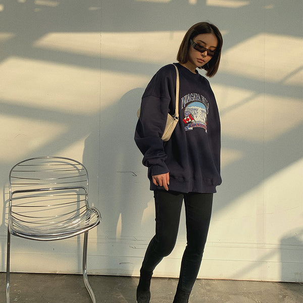 Suéter Oversize Vintage con Bordado Retro - Estilo Relajado para Mujer