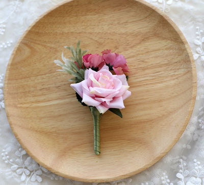 Empaque de Regalo con Decoración Floral y Rosas Simuladas - Image 20