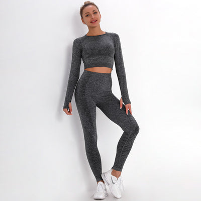 Conjunto Deportivo Ajustado con Estampado Jacquard de Puntos - Image 14