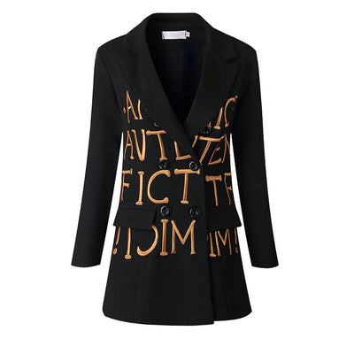 Blazer Negro Entallado con Letras Bordadas para Mujer - Image 10