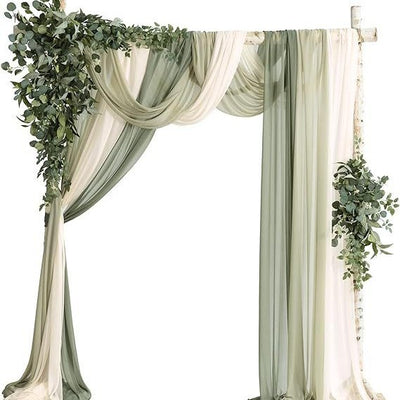 Arco de Bodas con Decoraciones Florales Colgantes - Image 17