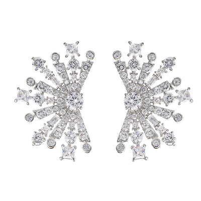 Aretes de Circonita con Diseño de Copo de Nieve Personalizados - Image 5