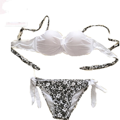 Bikini Fruncido con Costuras de Contraste y Estampado Floral - Image 4