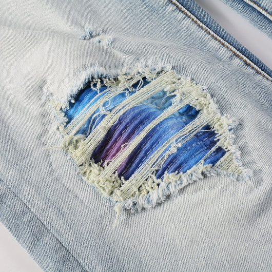 Jeans Slim Ajustados Blanco Roto con Parches Desgarrados y Detalles Vintage - Image 9