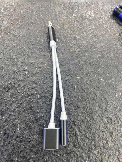 Cable Adaptador Dual 2 en 1 para Carga Rápida de Móviles - Image 11