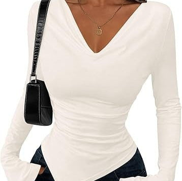 Blusa Asimétrica de Cuello Alto para Mujer - Diseño Sexy y Reductor