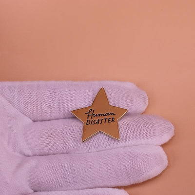 Camisa con Broche Estrella Dorada de Cinco Puntas