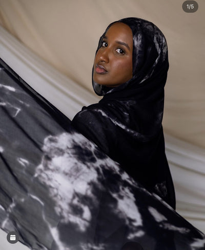 Pañuelo Hijab de Satén Estampado - Image 57