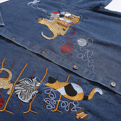 Camisa Denim Manga Corta con Bordado de Gato para Hombre - Image 3