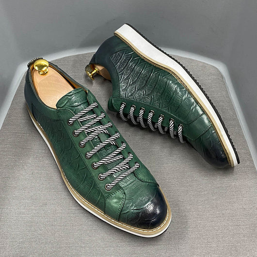 Zapatos Artesanales para Hombre con Patrón Grabado en Relieve - Image 4