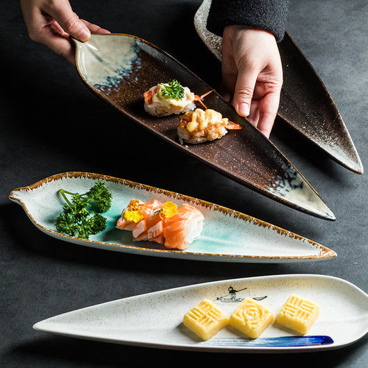 Plato de Cerámica Forma Hoja de Árbol para Sushi y Creatividad Culinaria