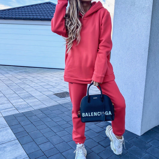 Conjunto Deportivo y Casual con Capucha para Mujer - Image 11