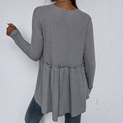 Blusa Casual Cuello Redondo Gris Manga Larga Diseño Asimétrico - Image 3