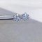 Fashion Sterling Plateado Classic Six-claw Moissanite Stud Earrings Blanco 0.5carat