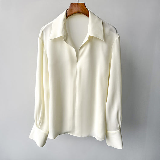 Camisa de Seda Suave con Colgante Cómodo - Image 7