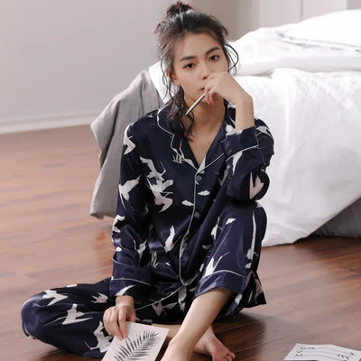 Pijamas de Seda para Parejas - Manga Larga Fresca y Cómoda - Image 9