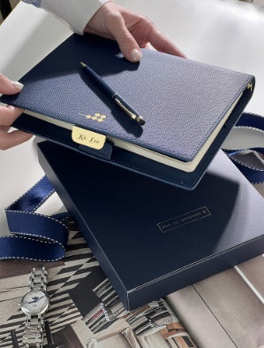 Estuche de Regalo con Bolígrafo y Cuaderno de Hojas Sueltas - Image 29