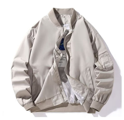Chamarra de Piloto Bordada y Acojinada para Hombre - Image 12