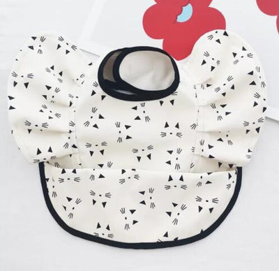 Babero Impermeable con Bolsillo Alas de Ángel para Bebé - Image 34
