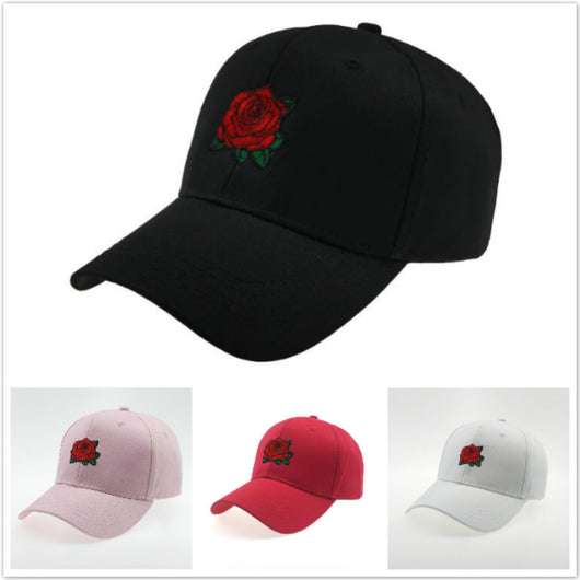 Gorra de Béisbol Negra con Rosa Bordada - Image 2