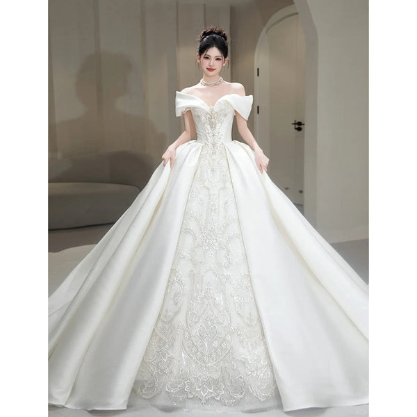 Vestido de Maternidad Satinado con Hombros Descubiertos - Image 7