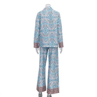 Conjunto Casual de Camisa Satinada con Cuello Inglés y Pantalón Suelto Estampado - Image 12