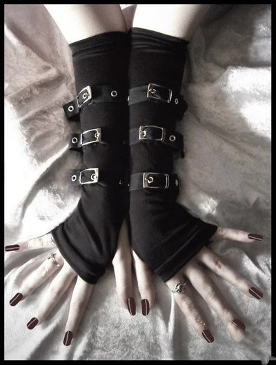 Pulsera Ajustable Personalizada con Dedo Abierto - Diseño Negro Elegante - Image 8