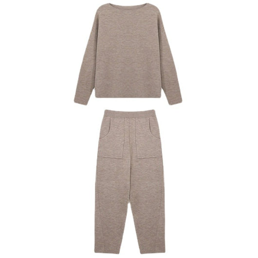 Conjunto Elegante de Suéter y Pantalón Tejido Slim Fit - Image 18