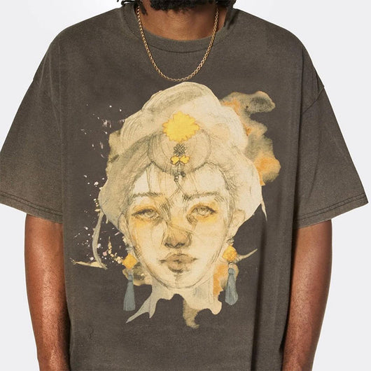 Camiseta Holgada Cuello Redondo Estampado Vintage Desgastado - Image 13