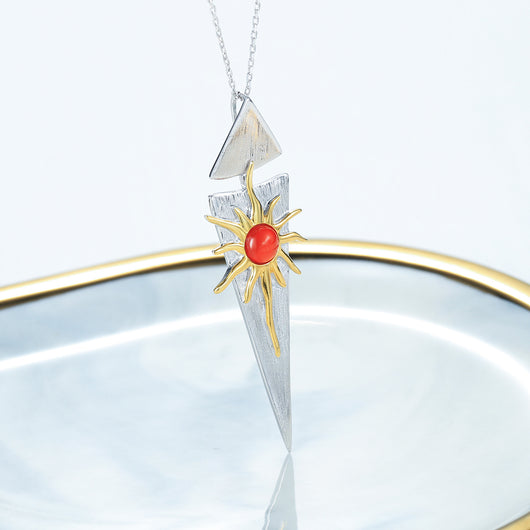 Collar Diosa del Sol en Plata de Ley con Ágata Roja