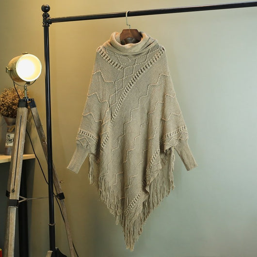 Poncho Tejido Cuello Alto con Flecos - Abrigo Cálido para Otoño e Invierno