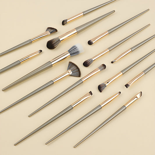 Set de 15 Brochas de Maquillaje Profesional con Flores Estampadas - Image 2
