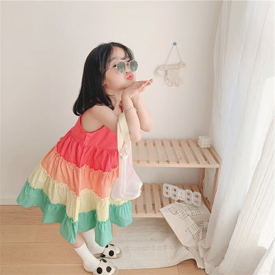 Vestido Infantil Arcoíris con Diseño de Pastel y Tirantes - Image 10