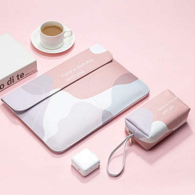 Funda Protectora para Notebook con Diseño Minimalista y Elegante - Image 13