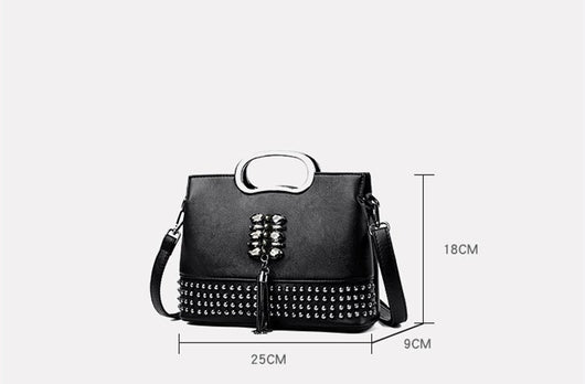 Bolso de Hombro Portátil con Remaches y Borla Trendy - Image 7