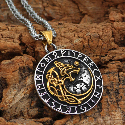 Collar Colgante Cabeza de Lobo Viking con Runas Nórdicas para Hombre - Image 8