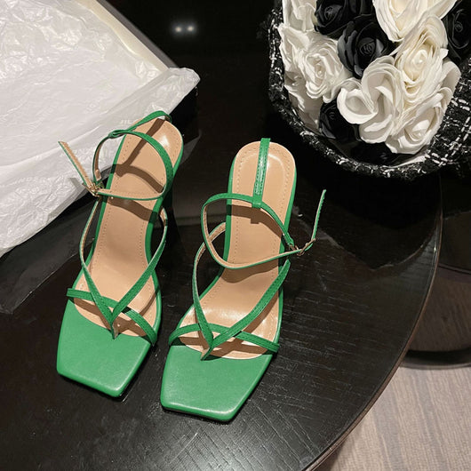 Sandalias de Tacón Alto para Mujer Talla Grande con Hebilla en Cuero Sintético - Image 8