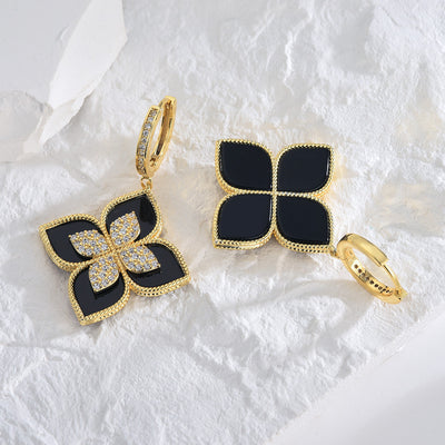 Aretes Trébol con Diamantes Completos y Efecto Hueco 3D - Image 3