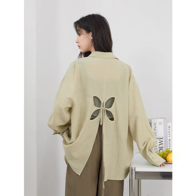 Blusa Holgada Verde Protección Solar con Espalda Calada - Image 3