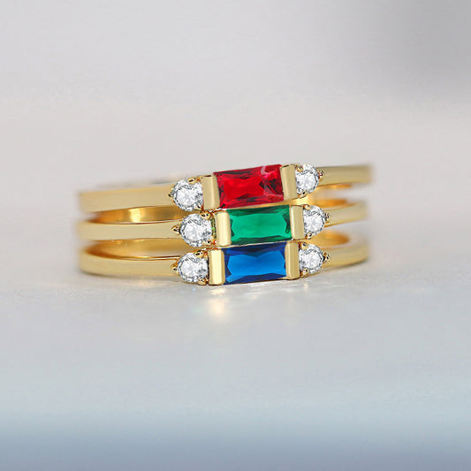 Anillo de Compromiso Geométrico con Circonia Cúbica Chapado en Oro 14K