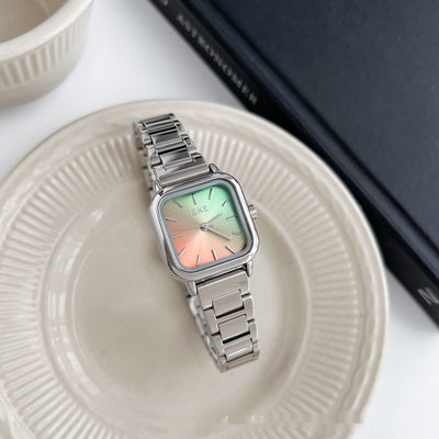 Reloj de Acero Inoxidable Minimalista con Diseño Cuadrado - Image 4