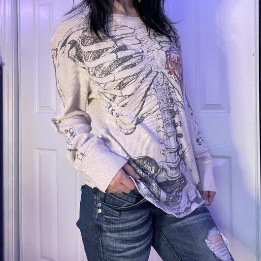 Playera Casual con Diseño Estampado y Costillas - Image 16