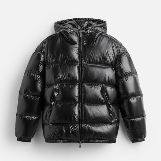 Abrigo Corto Acolchado Negro con Capucha para Otoño e Invierno - Image 9