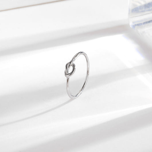 Anillo de Acero Titanio con Diseño Minimalista - Lujo y Personalidad - Image 3