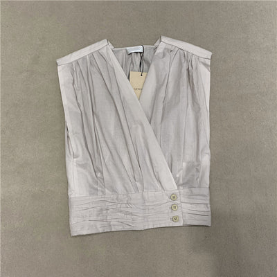 Blusa Sin Mangas Fruncida al Pecho con Cuello V - Image 8