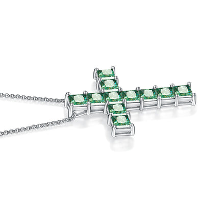 Collar Cruz Personalizado con Diamantes para Hombre y Mujer - Image 4
