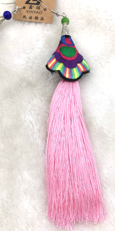 Aretes Étnicos con Borlas Artesanales - Image 9