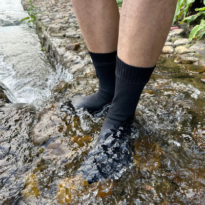 Calcetines Impermeables Largos para Senderismo, Vadeo y Actividades Outdoor - Image 10